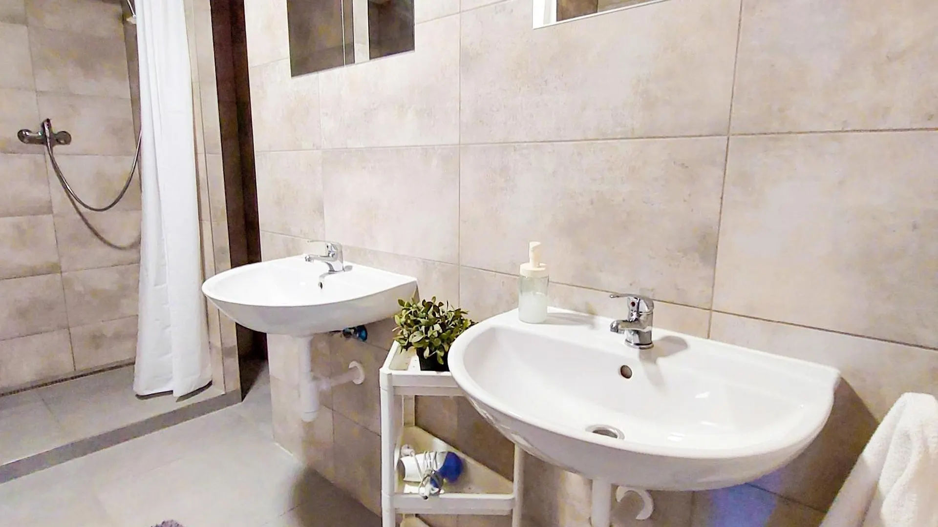 New Spacious Room C2 Prag Privat bolig