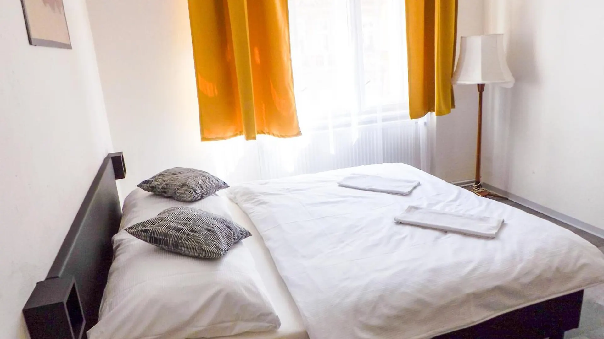 New Spacious Room C2 Prag Privat bolig