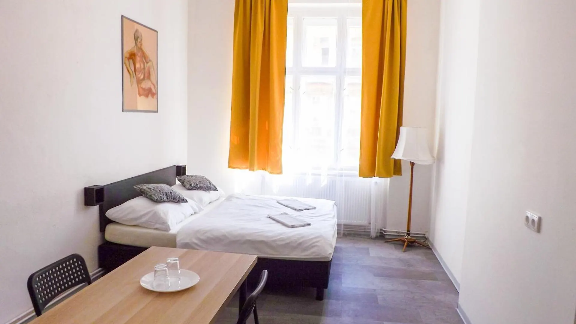 New Spacious Room C2 Praga